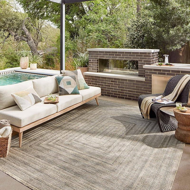 Loloi Dawn Collection Indoor/Outdoor DAW-01 Natural 7'-8" x 10' Area Rug
