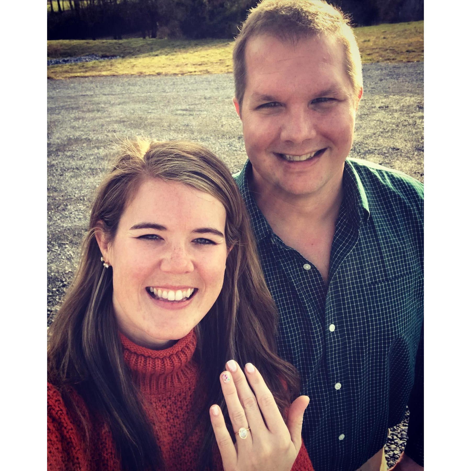 We're engaged!!
