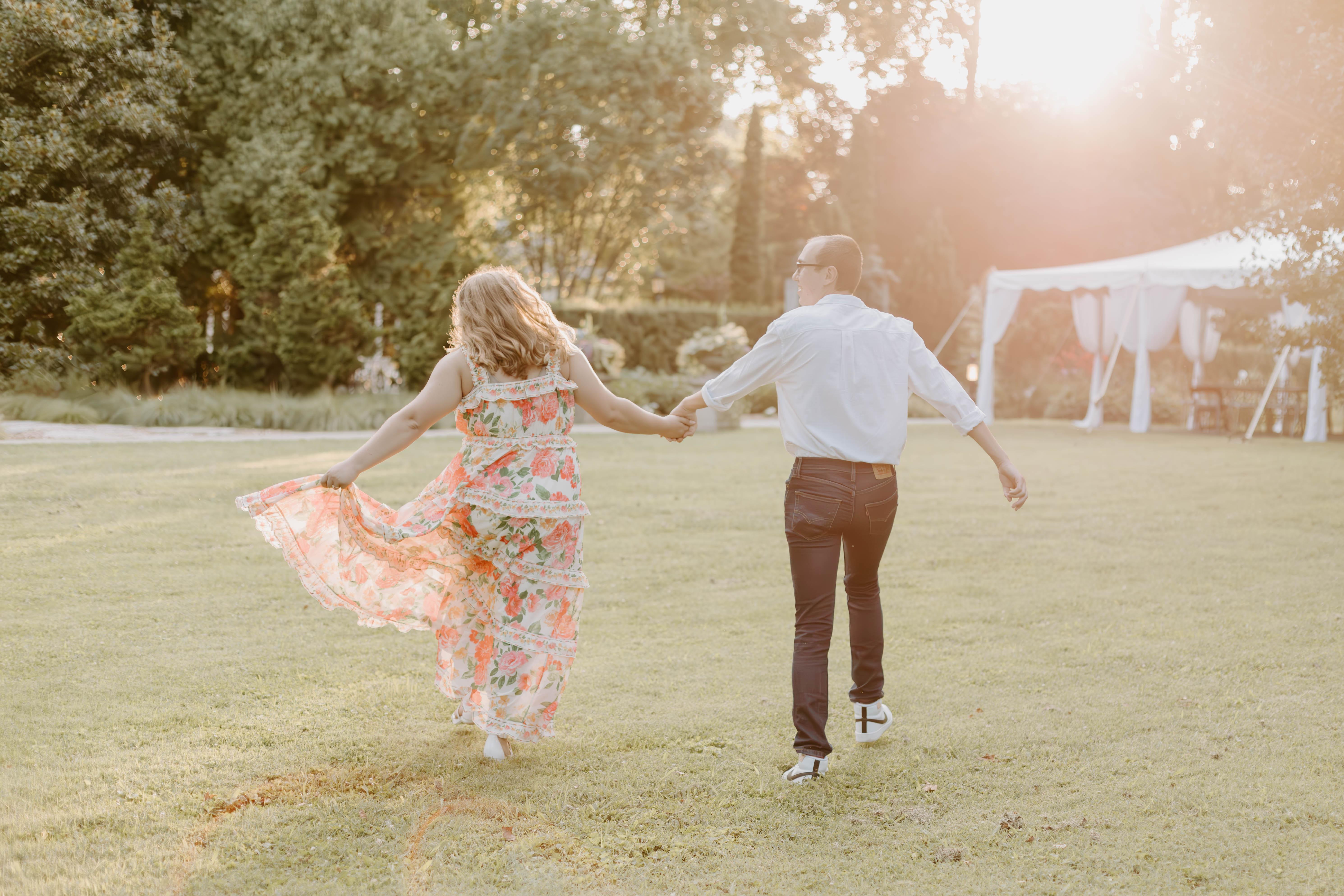 The Wedding Website of Mackenzie Jackson and Simon van Hamburg