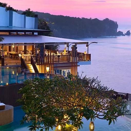 Honeymoon Hotel - Uluwatu (1 night)