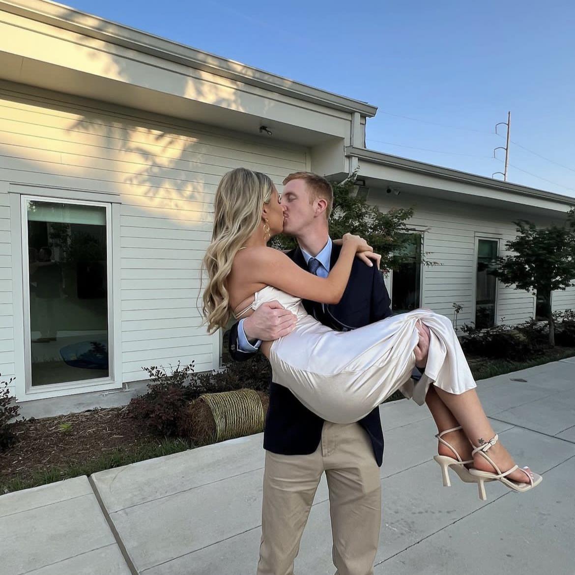 at my best friends, Emma’s, wedding in NOLA❣️