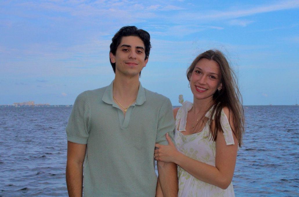 The Wedding Website of Elisa Hernandez and Daniel Charpentier