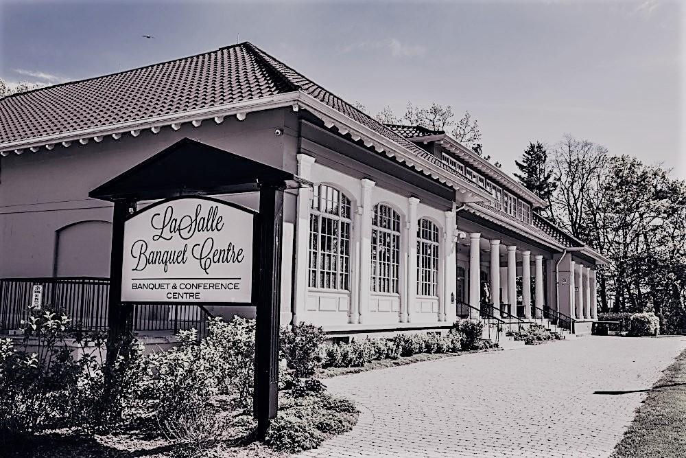 The Wedding Website of Jessica Ferreira and Daniel Kalymon