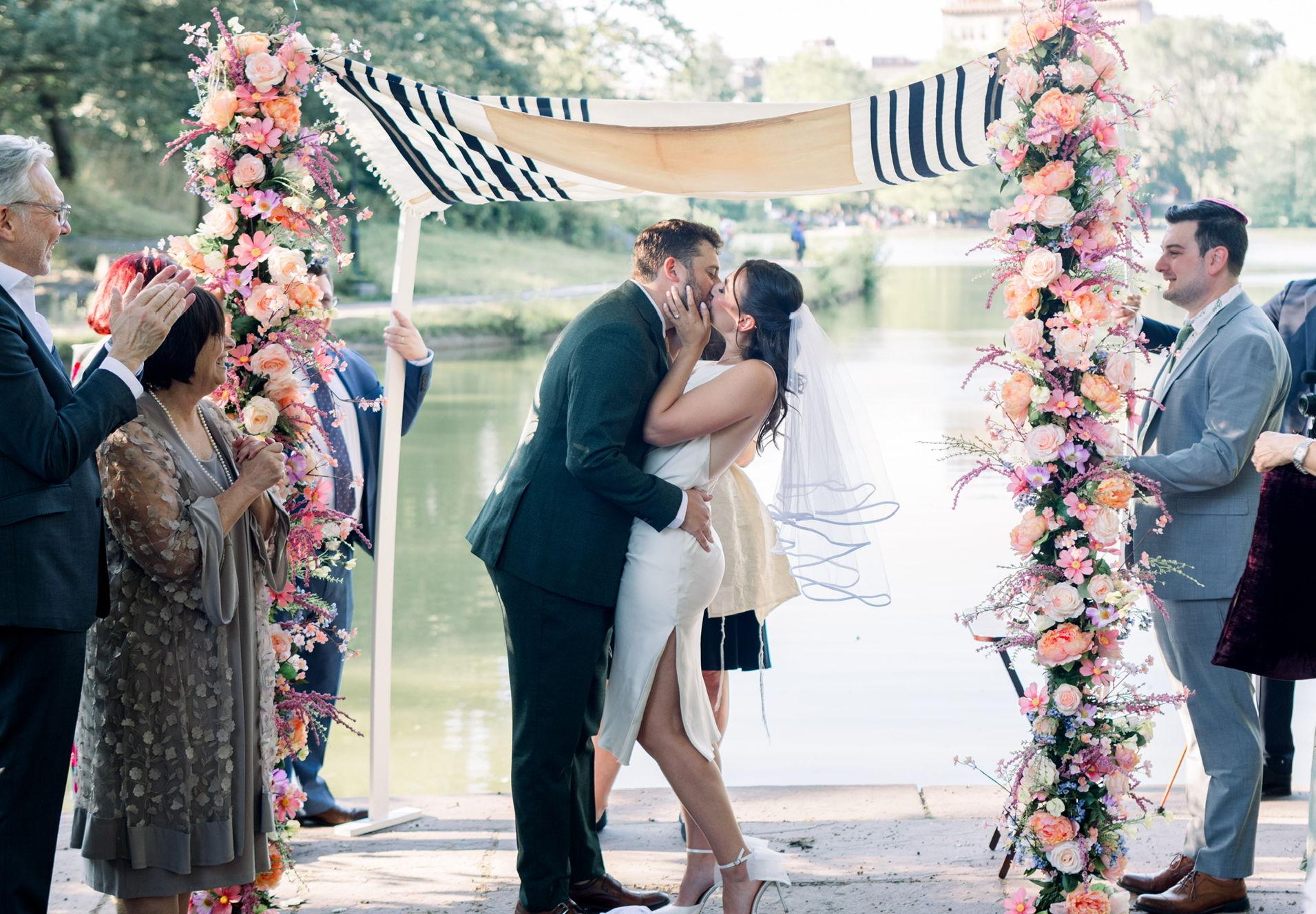 The Wedding Website of Jessica Greenberg and Ethan Greenberg