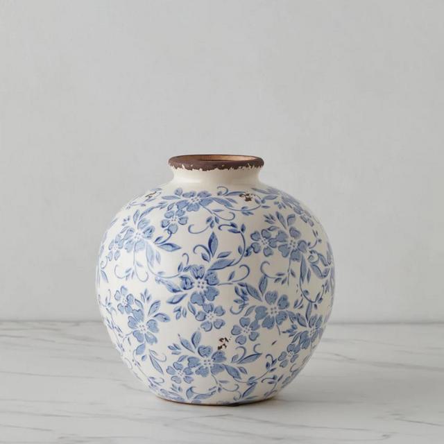 Cairns Vase