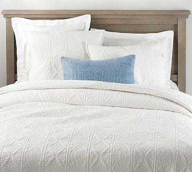 Hanna Quilt, King/Cal. King, White
