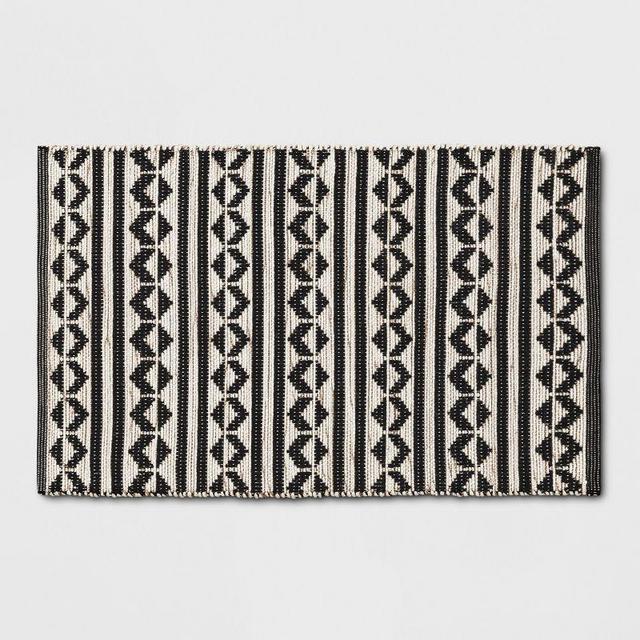 2'6"X4' Geometric Woven Accent Rugs Black - Project 62™