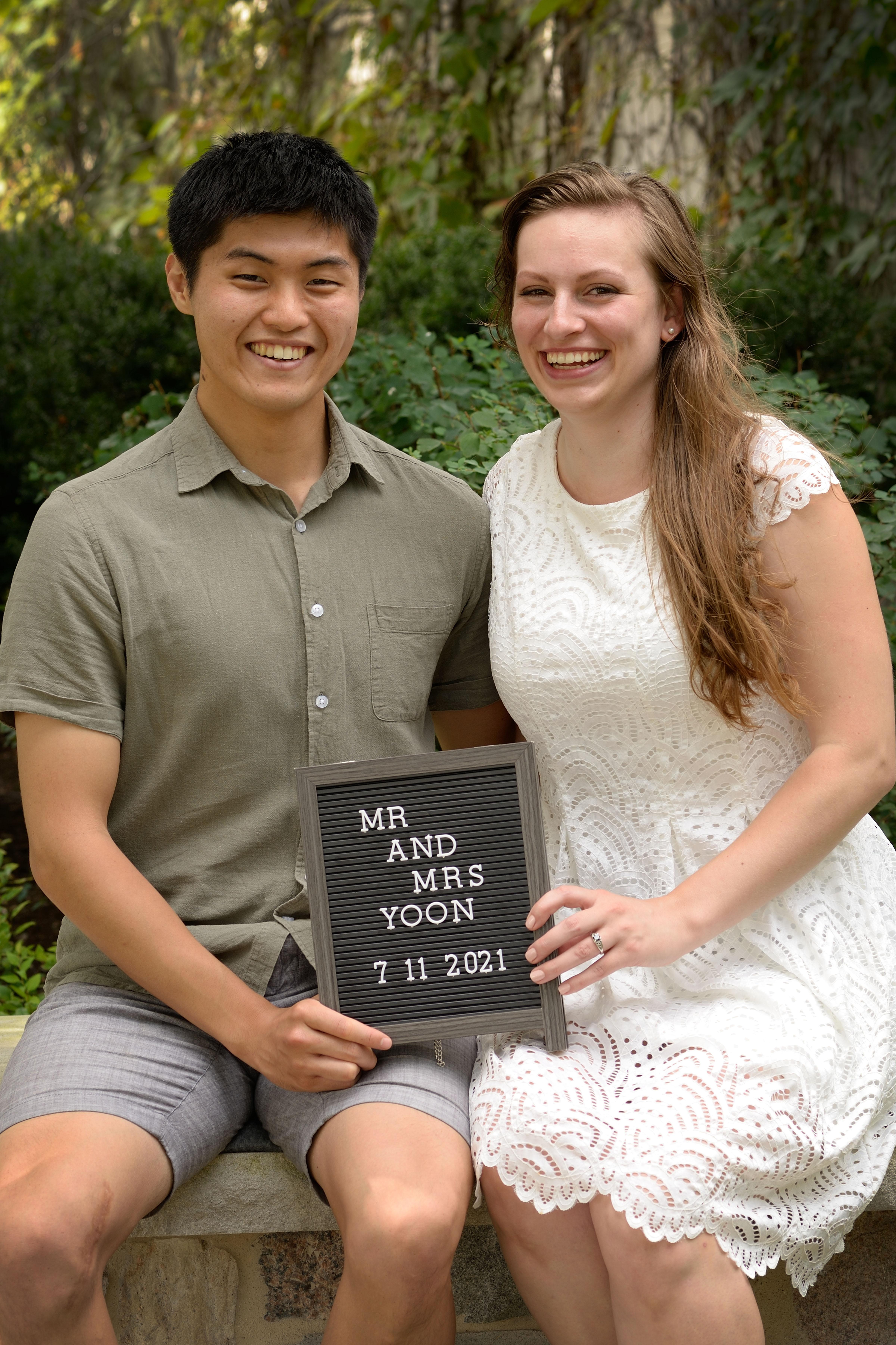 The Wedding Website of Elizabeth Lindquist and Yong Chul Yoon