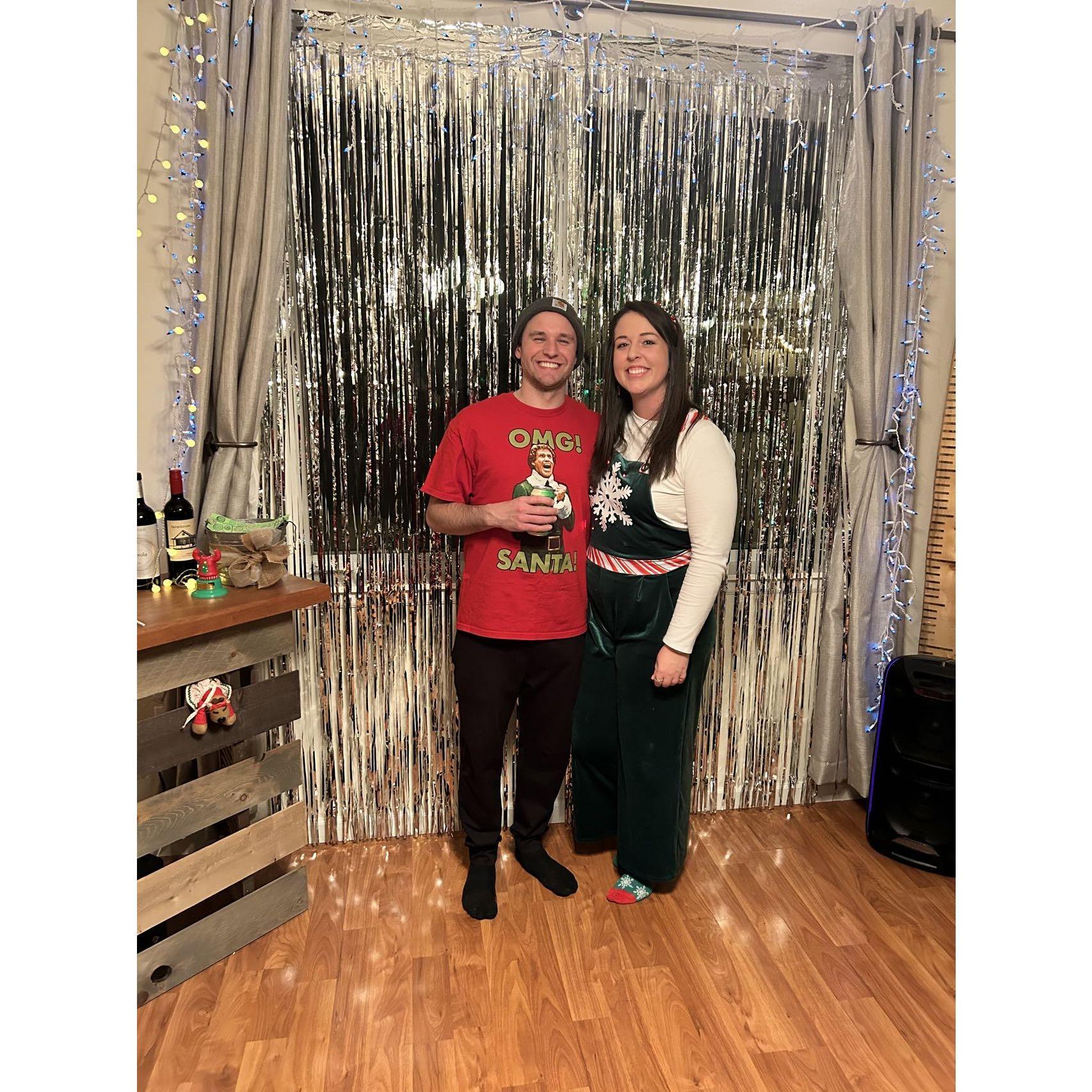 Dressing up for Christmas, 2022