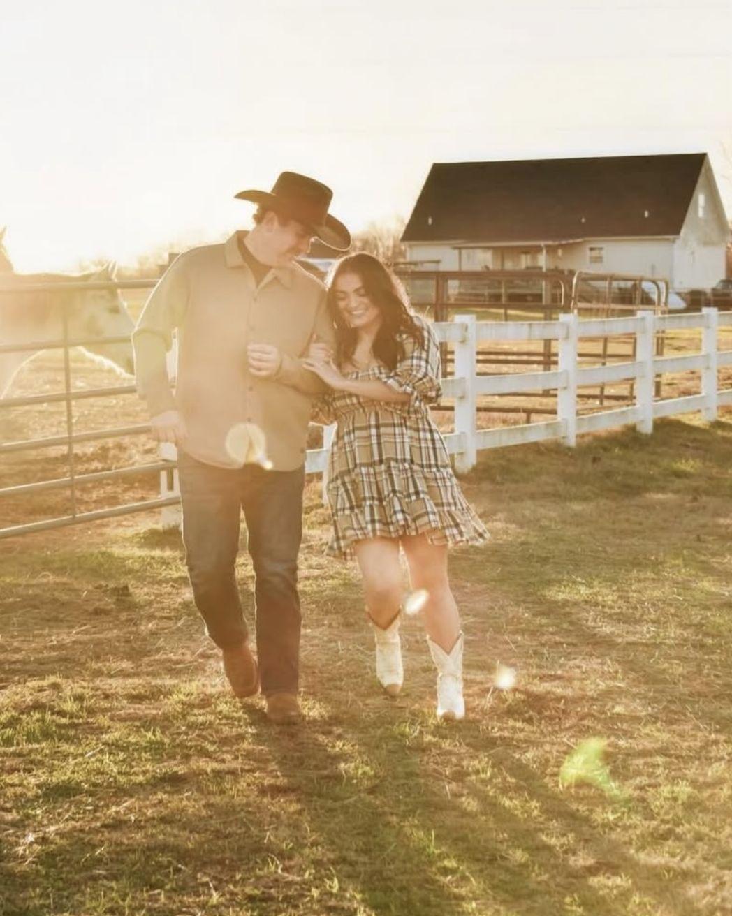 The Wedding Website of Stephanie Rumsey and Noah Crump