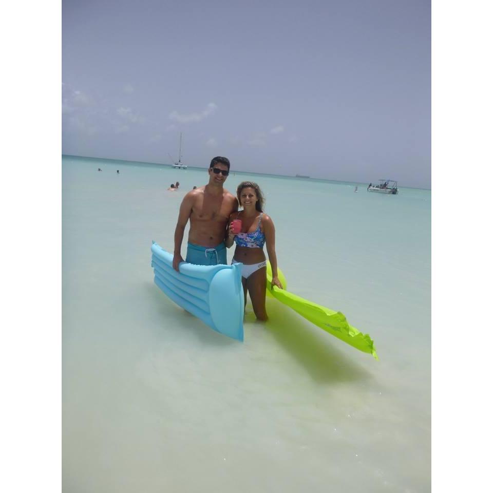 Chillaxing on the beaches of Aruba summer 2018. Same vacation where Nick asked my dad if he could marry me.