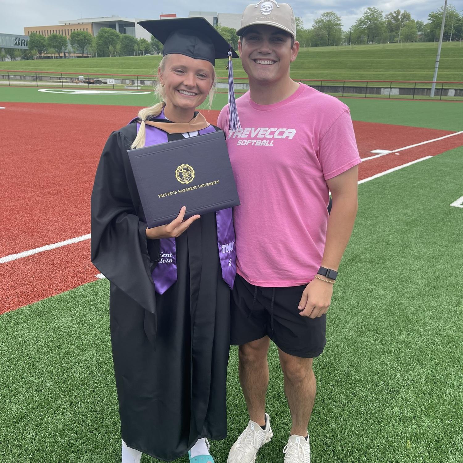 Daniel flying into Akron, OH to see Alex graduate with an MBA on the softball field! 5.3.2024