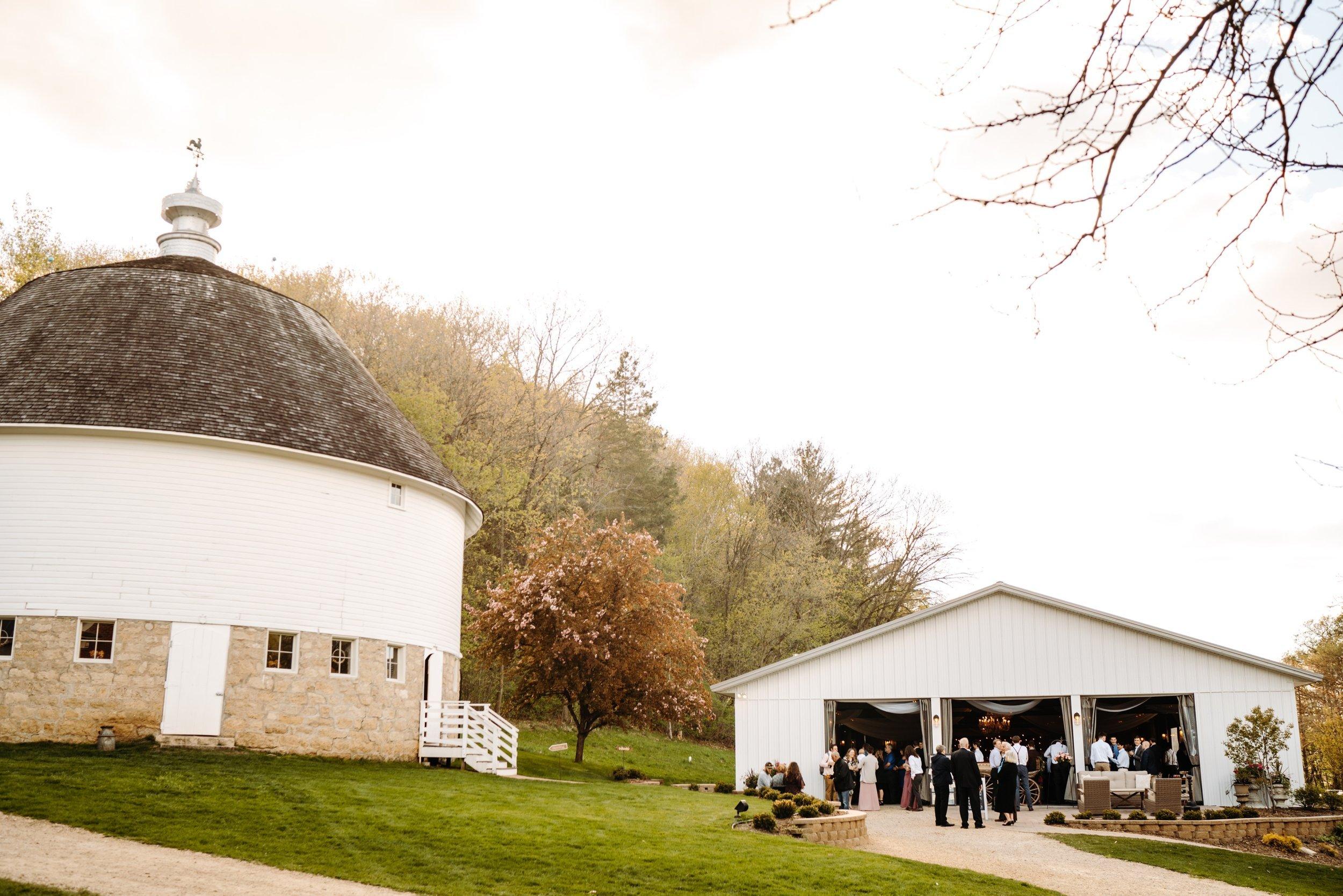 The Wedding Website of Anna Reubish and Blake Hoffstatter