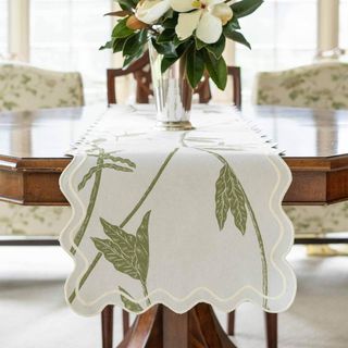 The Secret Garden Storytime Dahlias Table Runner