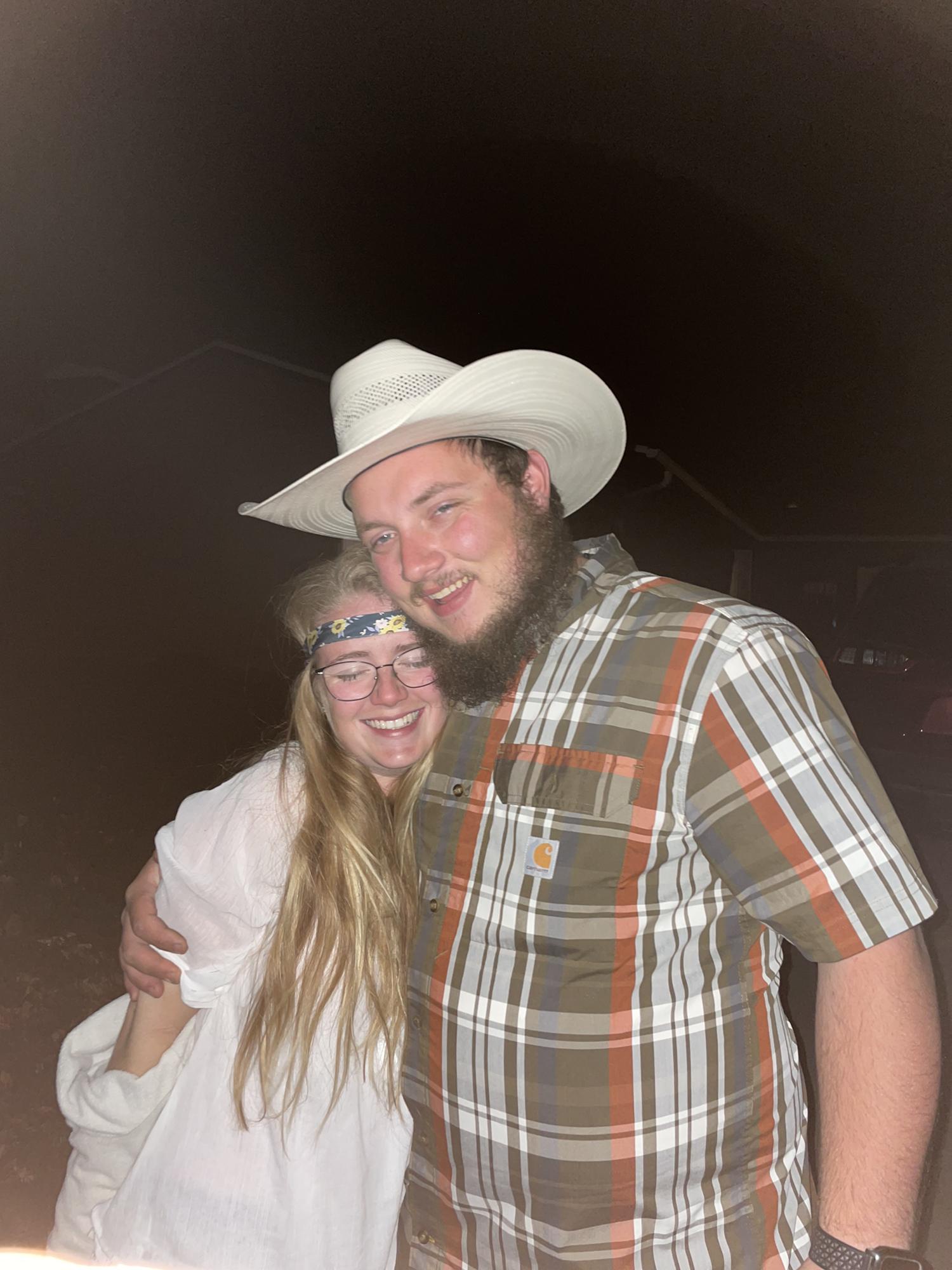 Halloween- Hippies and cowboys