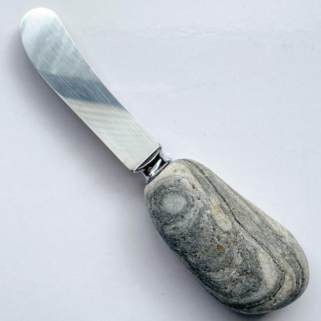 Natural Beach Stone Spreader Knife | Hors D'oeuvre Cheese Dip Butter Knives | Unique Rock Gift | Coastal Decor | Handcrafted in Maine USA