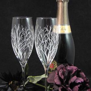 2 Winter Tree Branches Champagne Flutes, Engraved Fine Crystal Gift for Bride & Groom, Personalized Wedding Present for Couple