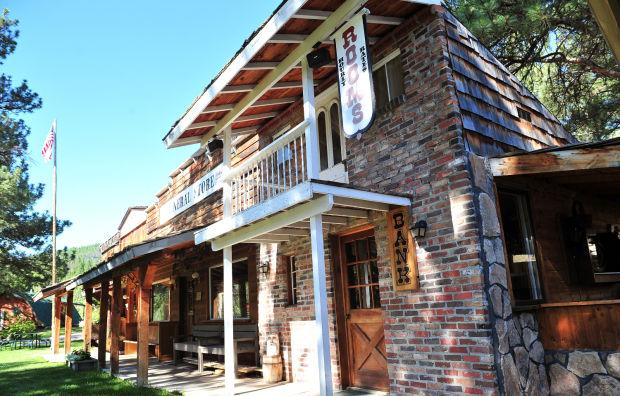 The Wedding Website of Emma Elson and Michael Rooney