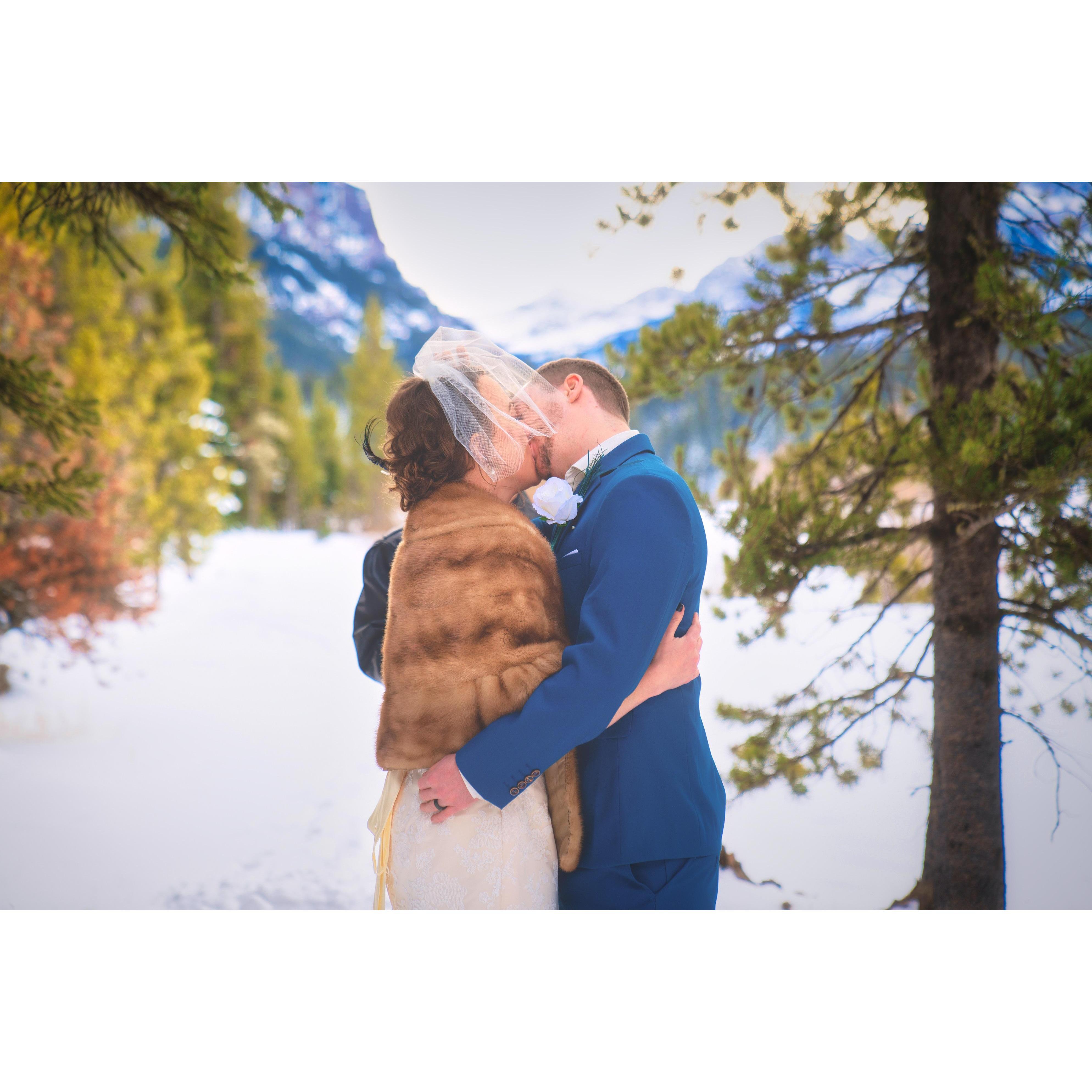 You may kiss the bride!