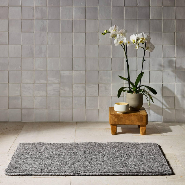 21"x34" Organic Melange Reversible Bath Rug Gray - Casaluna™
