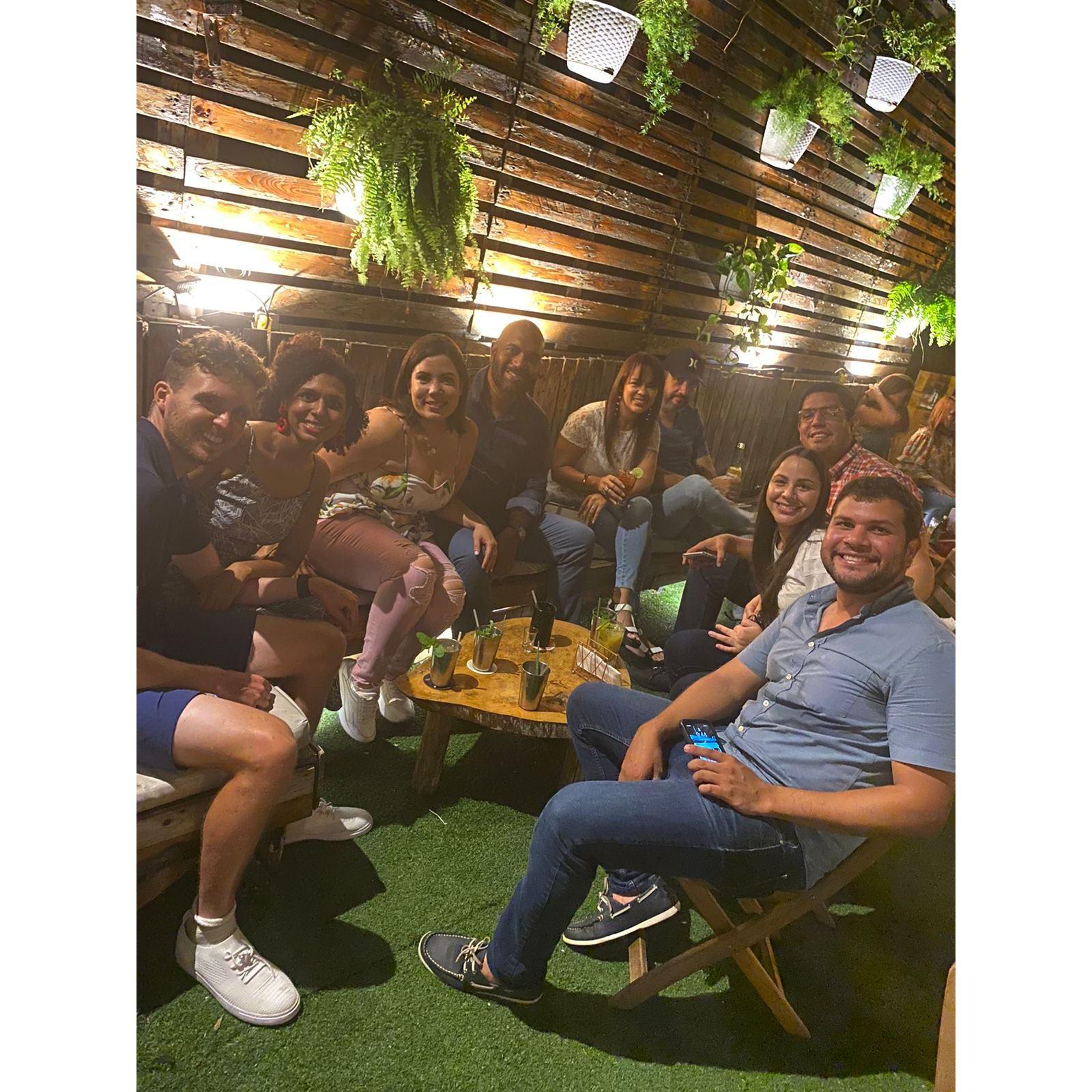 La primera salida con mis primos. The first time we went our with my FamBam. 