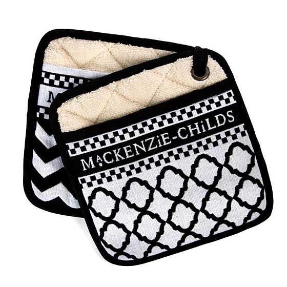 Black & White Zig Zag Potholders - Set of 2