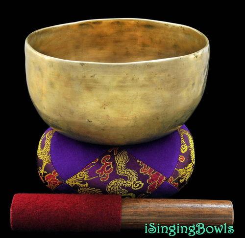 Antique Tibetan Singing Bowl #7914: Thado 6 7/8", ca. 18th Century, G#3 & C#5 .