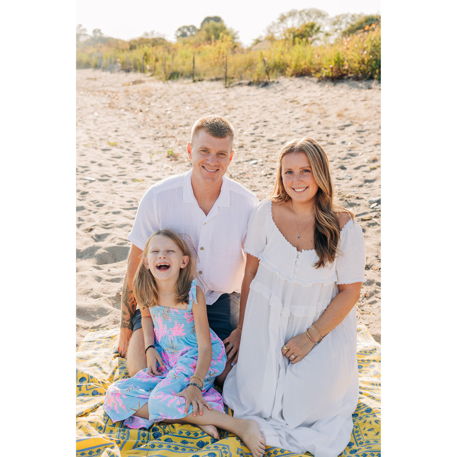 Engagement shoot at Russian Beach in Lordship, Stratford, where James and Amy had their first date!

Photos by Melanie Fan