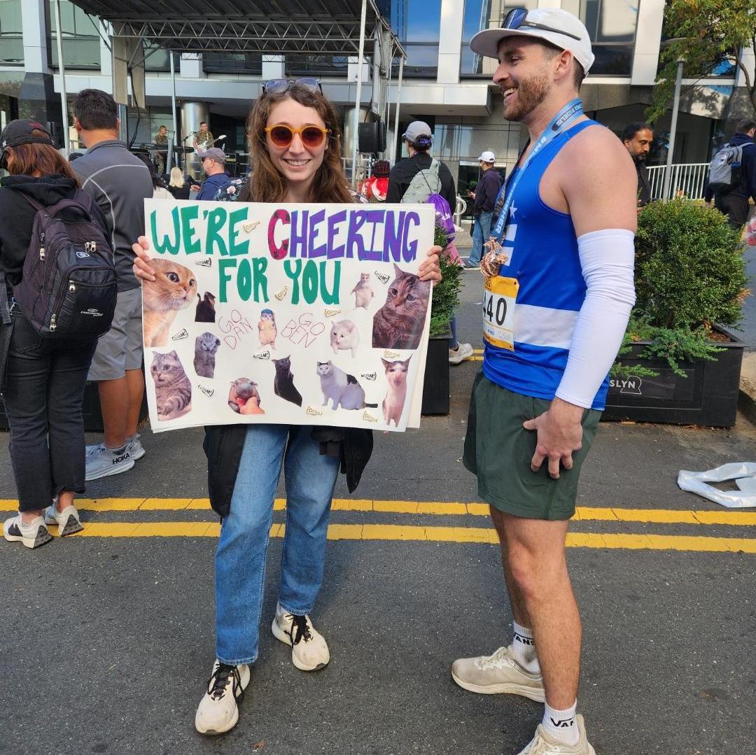 How many famous internet cats / hippos from Emma's sign can you identify?