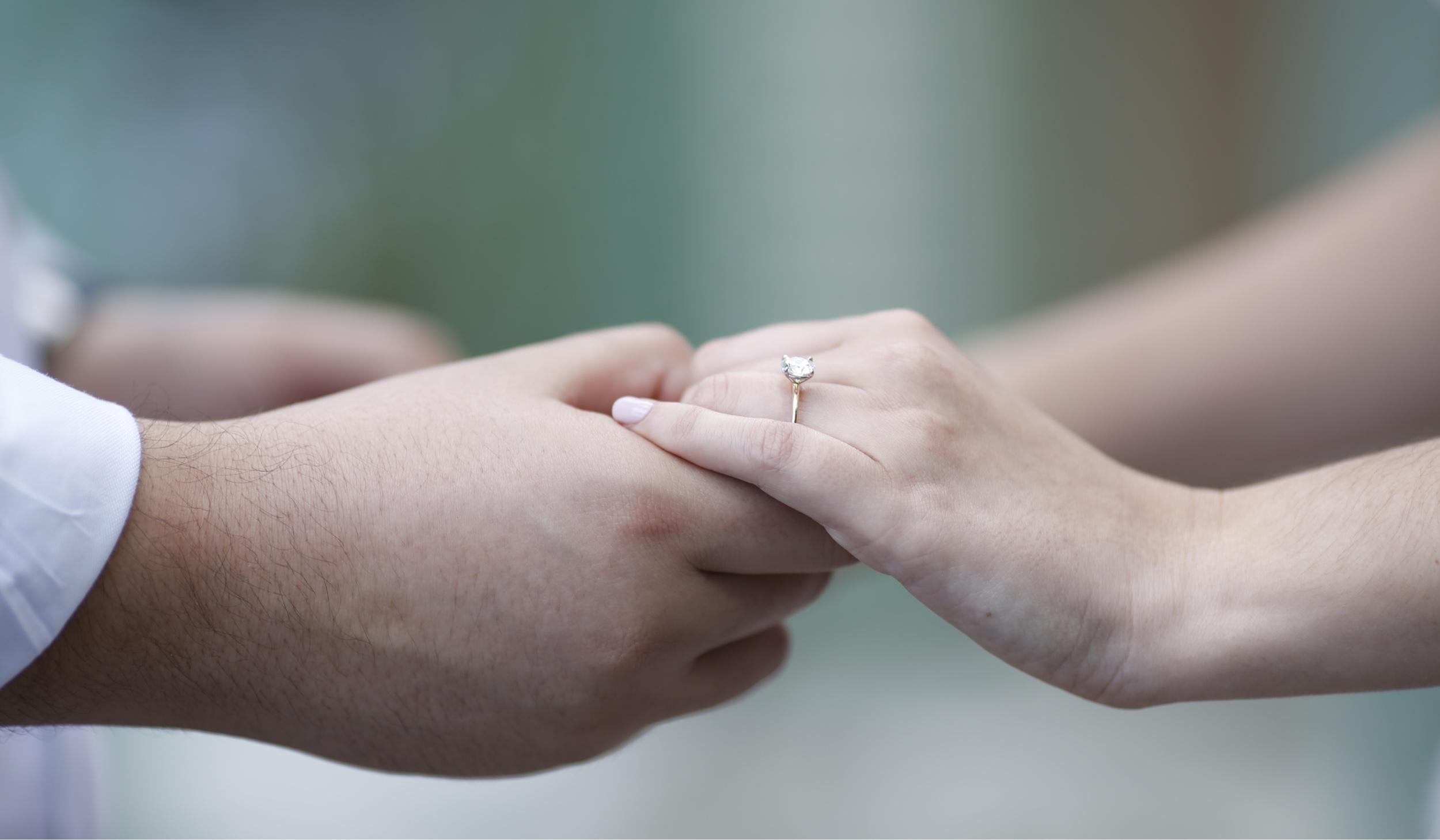 The Wedding Website of Amalia Lacayo and Roberto Moscoso