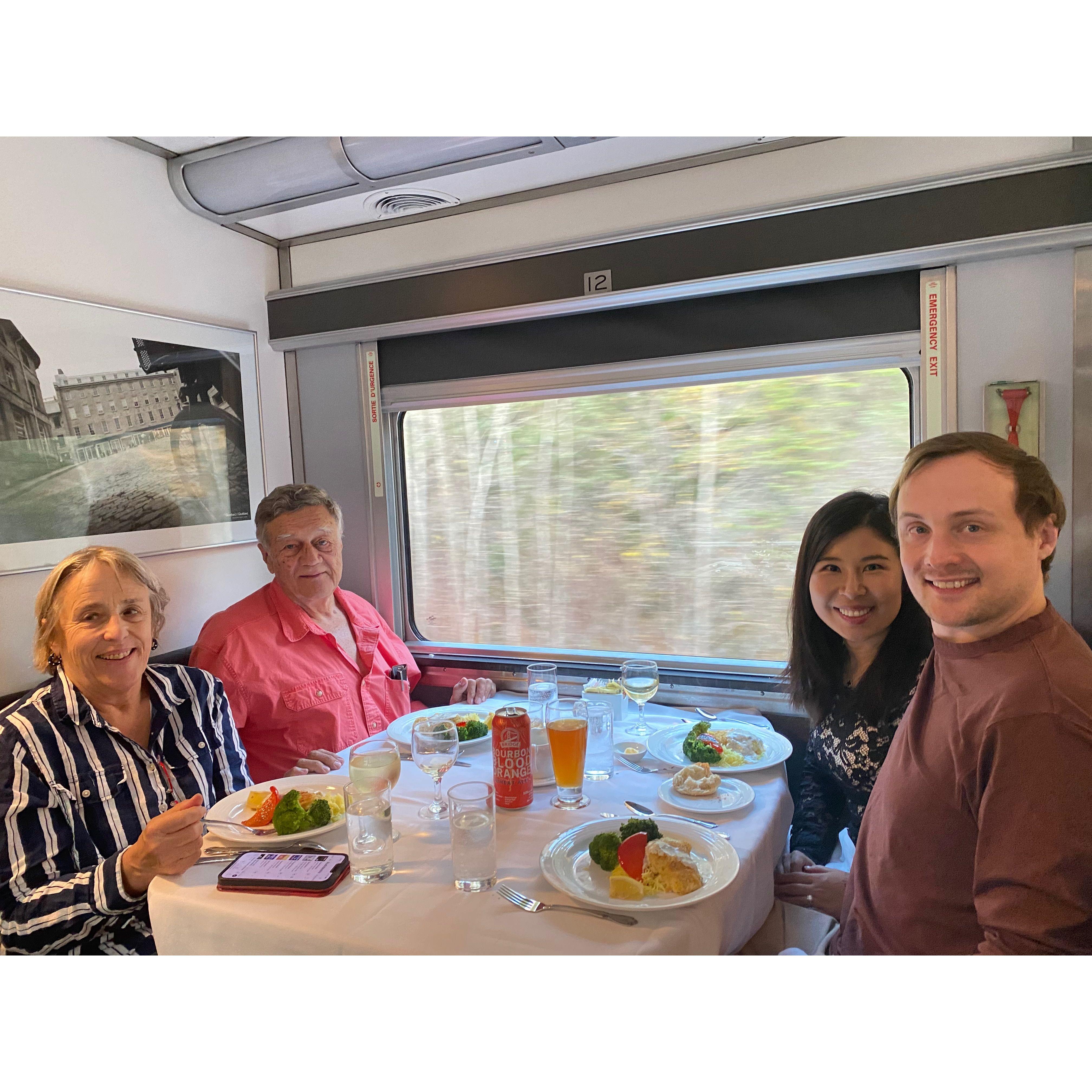 Conor took the family on a cross-country train trip in Canada (the train doesn't allow feline, so I had to stay behind). Conor带着全家人踏上了加拿大的跨国火车之旅（但火车不让猫上车，所以我只好留守家中）