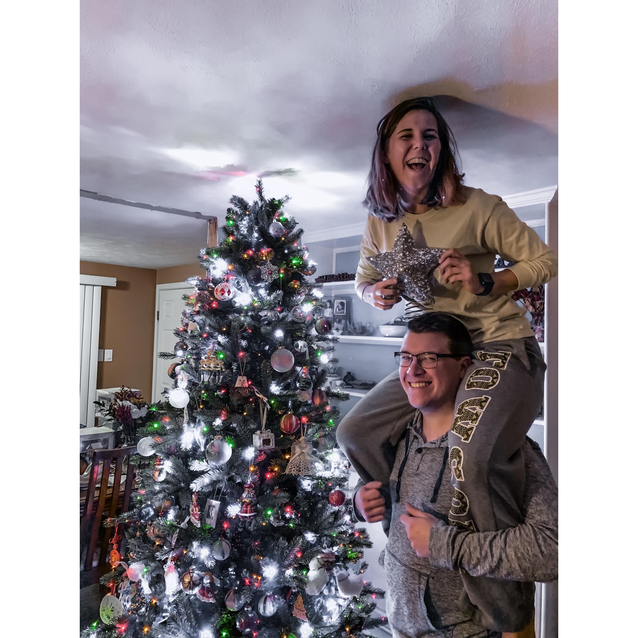 Decorating Melyssa's Christmas tree together