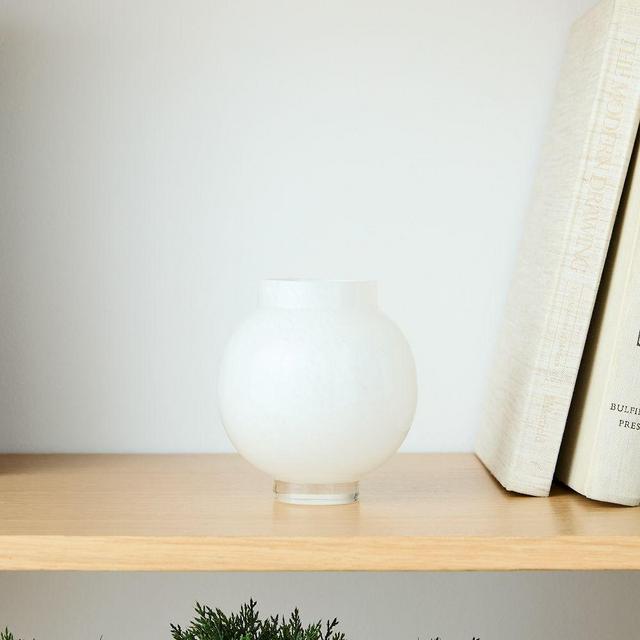 Mari Vase, Milk, Small