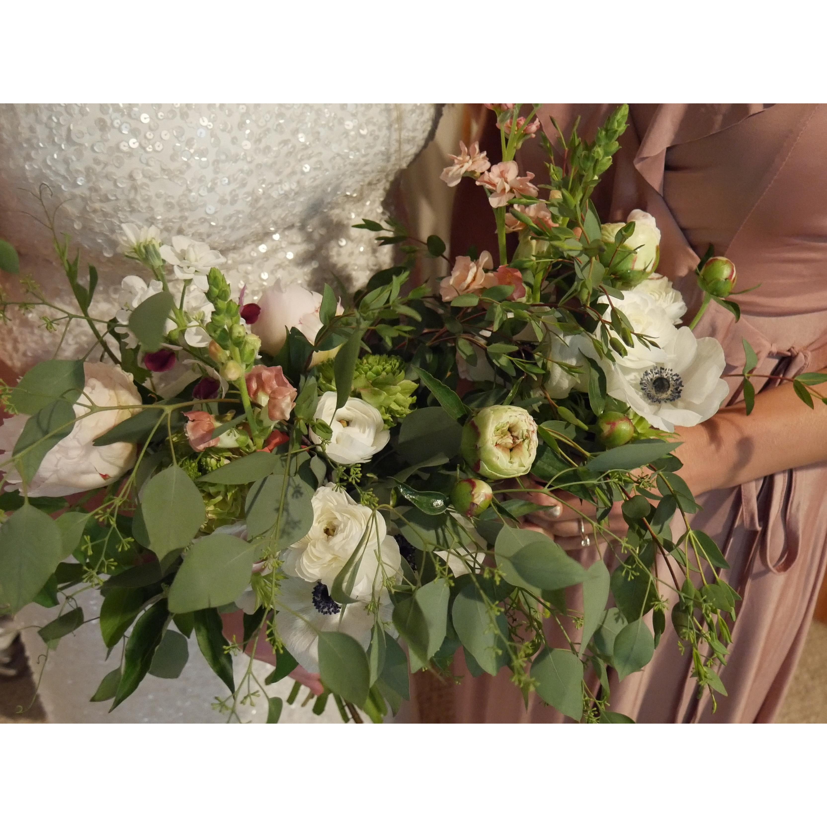 Our beautiful bouquets from Jasmine at Proud Flower Studio!