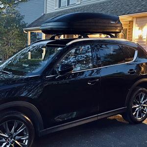 Roof Rack System and Hard Cargo Box