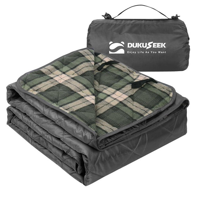 DUKUSEEK Waterproof Stadium Blanket, Hooded Outdoor Blankets Waterproof Windproof for Cold Weather, Emergency Warm Blanket with Quilted Cotton and Thick Fleece for Picnic, Camping, Outdoor Sports…