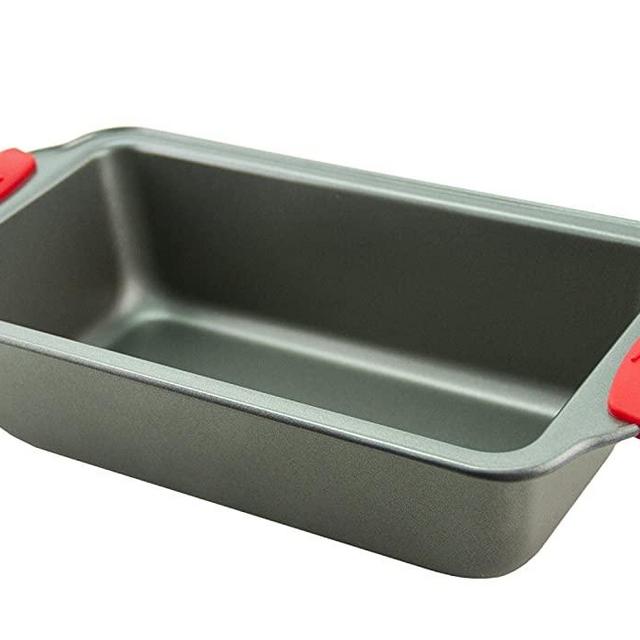 Boxiki Kitchen Loaf Pan- Premium Non-Stick Steel 8.5-Inch Loaf Pan | Professional No-Stick Bakeware for Baking Banana Bread, Meatloaf, Pound Cake | 8.5” x 4.5” x 2.75”, with Silicone Handles