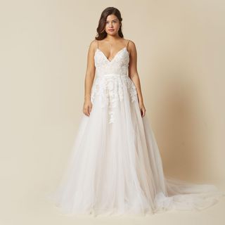 A-Line Chapel Train Lace And Tulle Wedding Dress LD4515