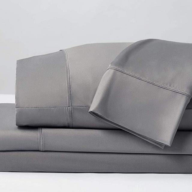 SHEEX Original Performance Sheet Set with 2 Pillowcases, Ulta-Soft Fabric Transfers Heat and Breathes Better than Traditional Cotton, Graphite, King/California King