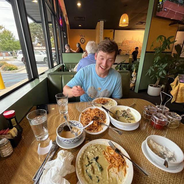 Date Night to Thai Restaurant (our fav!)