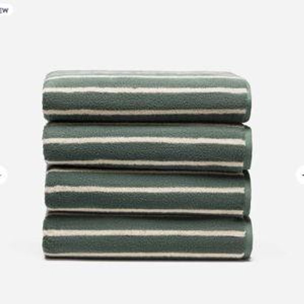 Super-Plush 4-Piece Bath Towel Bundle