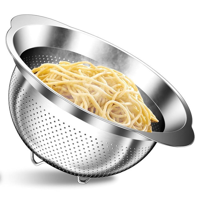 Stainless Steel Colander - 3QT Medium Capacity Strainer with Handle, Kitchen Food Strainer Basket for Washing Vegetables, Fruits, Rice, and Pasta, Kitchen Present for Women