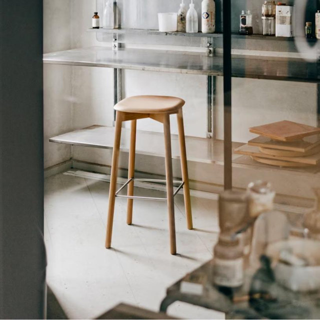 Soft Edge 82 Stool