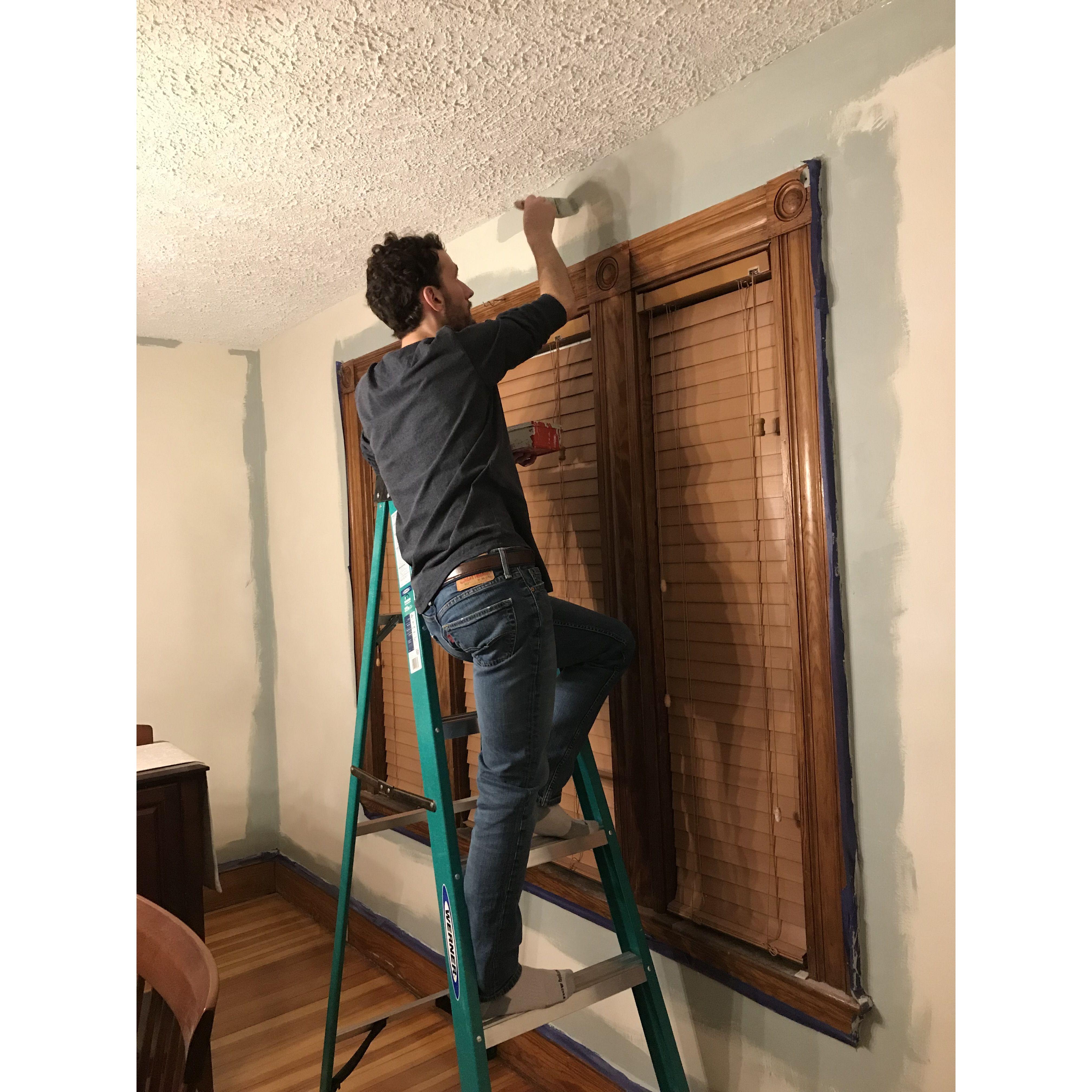 Painting our dining room - no taping needed!