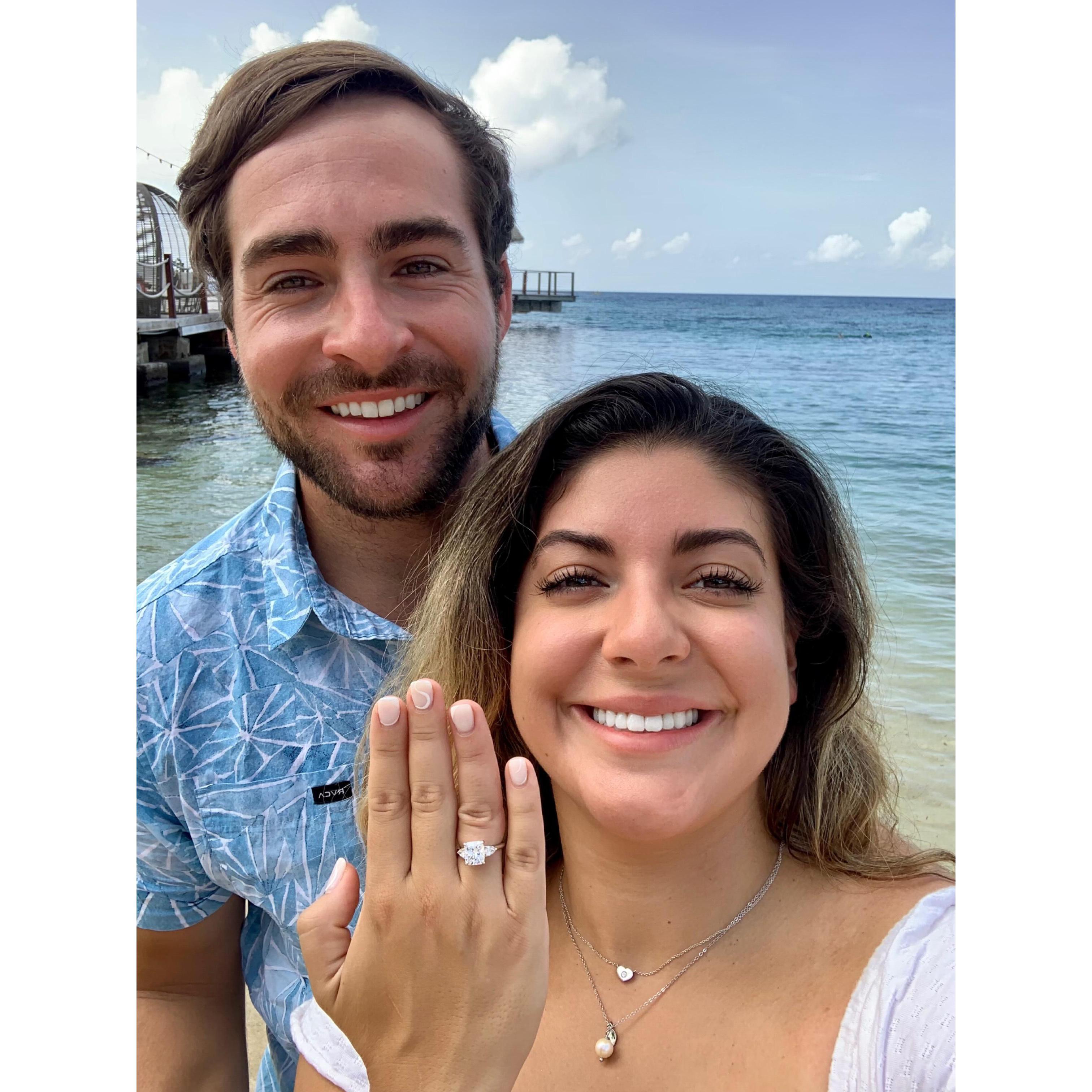 "She said yes!" Engaged on September 4, 2021 in Jamaica