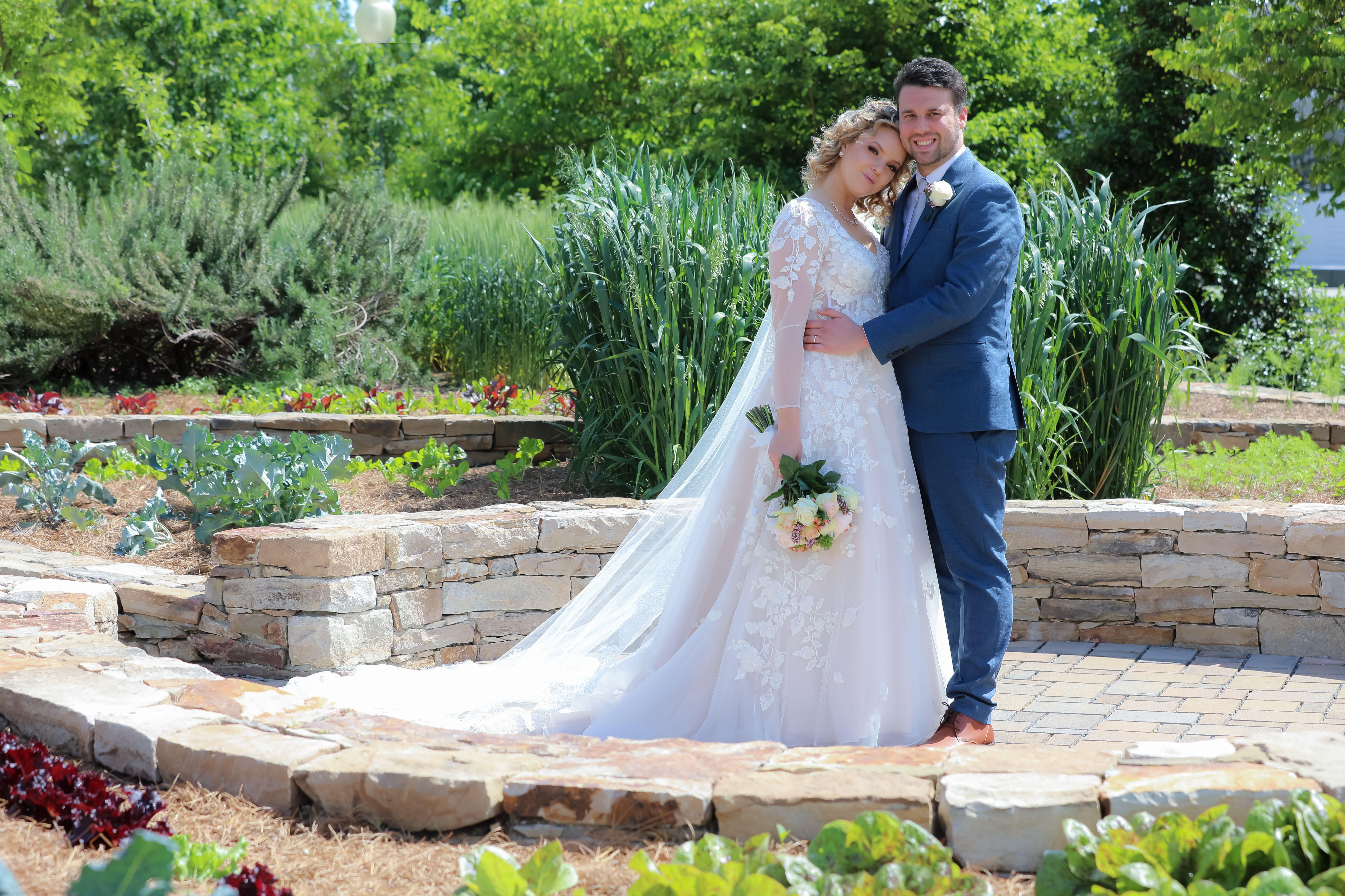 The Wedding Website of Hanna Pitz and Zachery Knopp