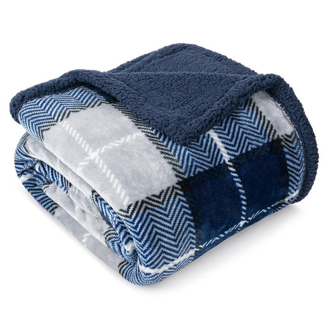 PAVILIA Blue Navy Plaid Sherpa Throw Blanket for Couch Twin, Plush Flannel Fleece, Soft Fuzzy Cabin for Sofa Bed, Warm Cozy Winter Gift, 60x80