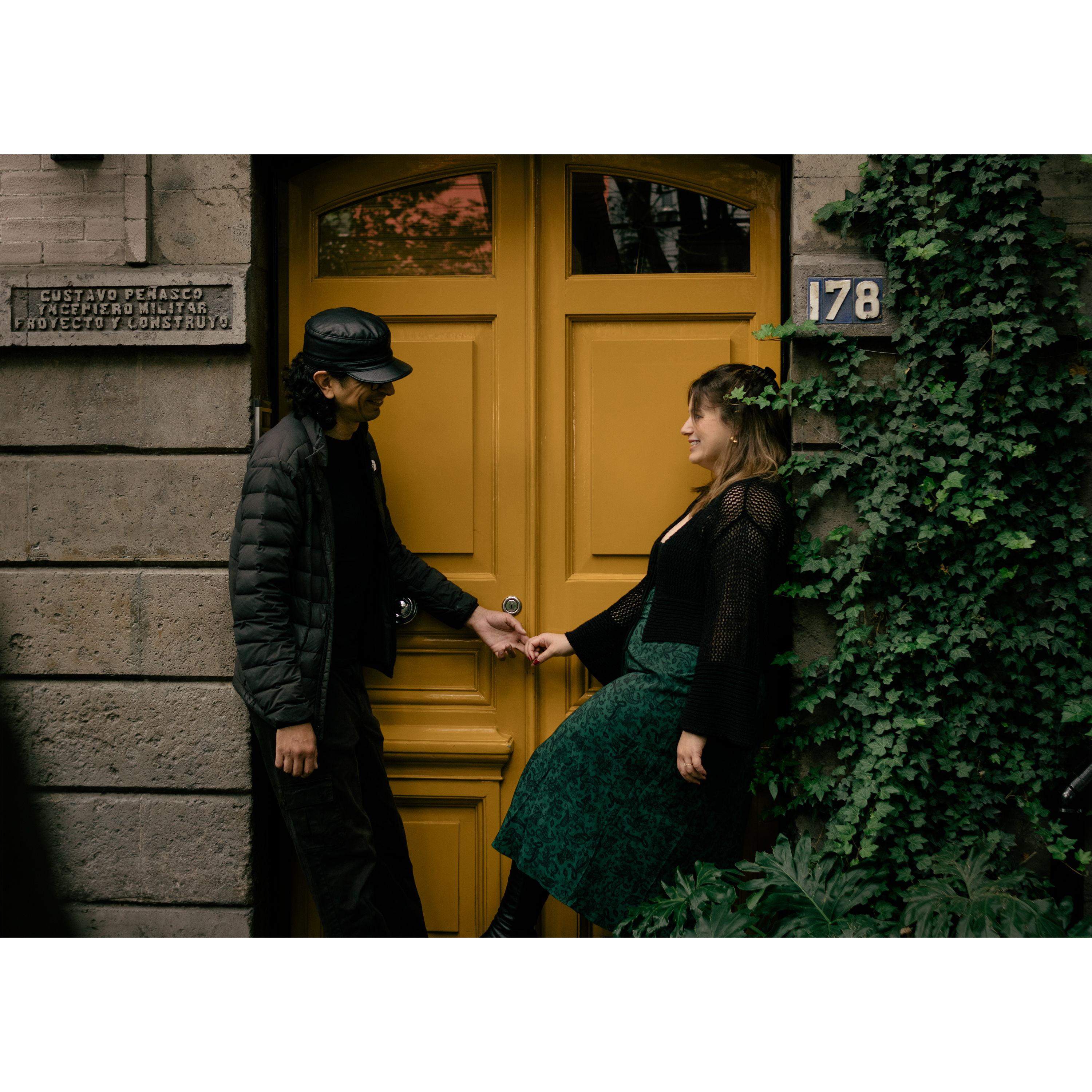 Engagement photos in Mexico City 2023