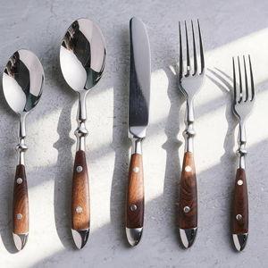 Silverware Set for 4 Classic 20 Piece Flatware Set Elegant 18/10 Stainless Steel Western Cutlery Delicate Utensils for Home Dishwasher Safe Mirror Polished