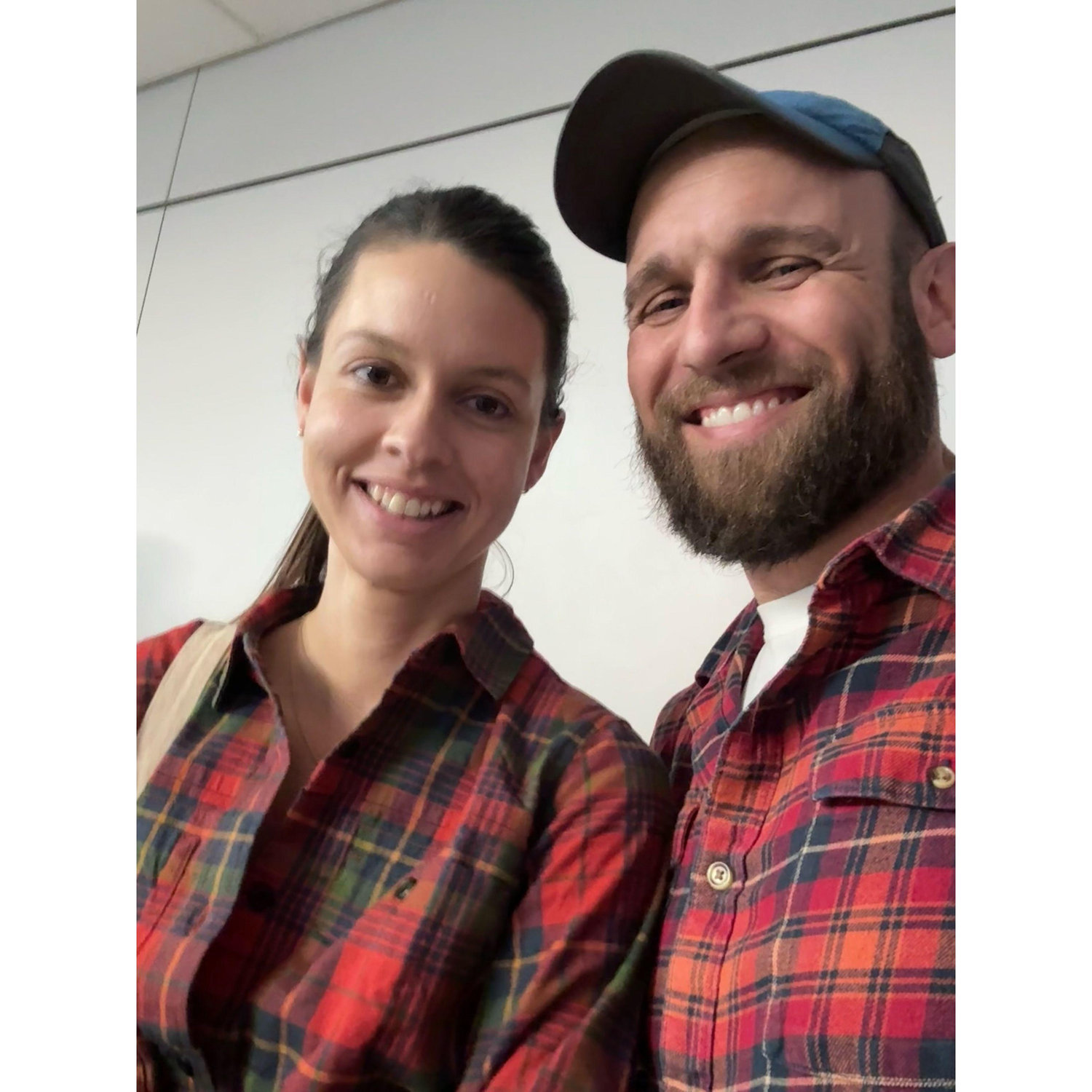 Heading to Florida to meet Devon's mother and sister. The shirts were not a coincidence...